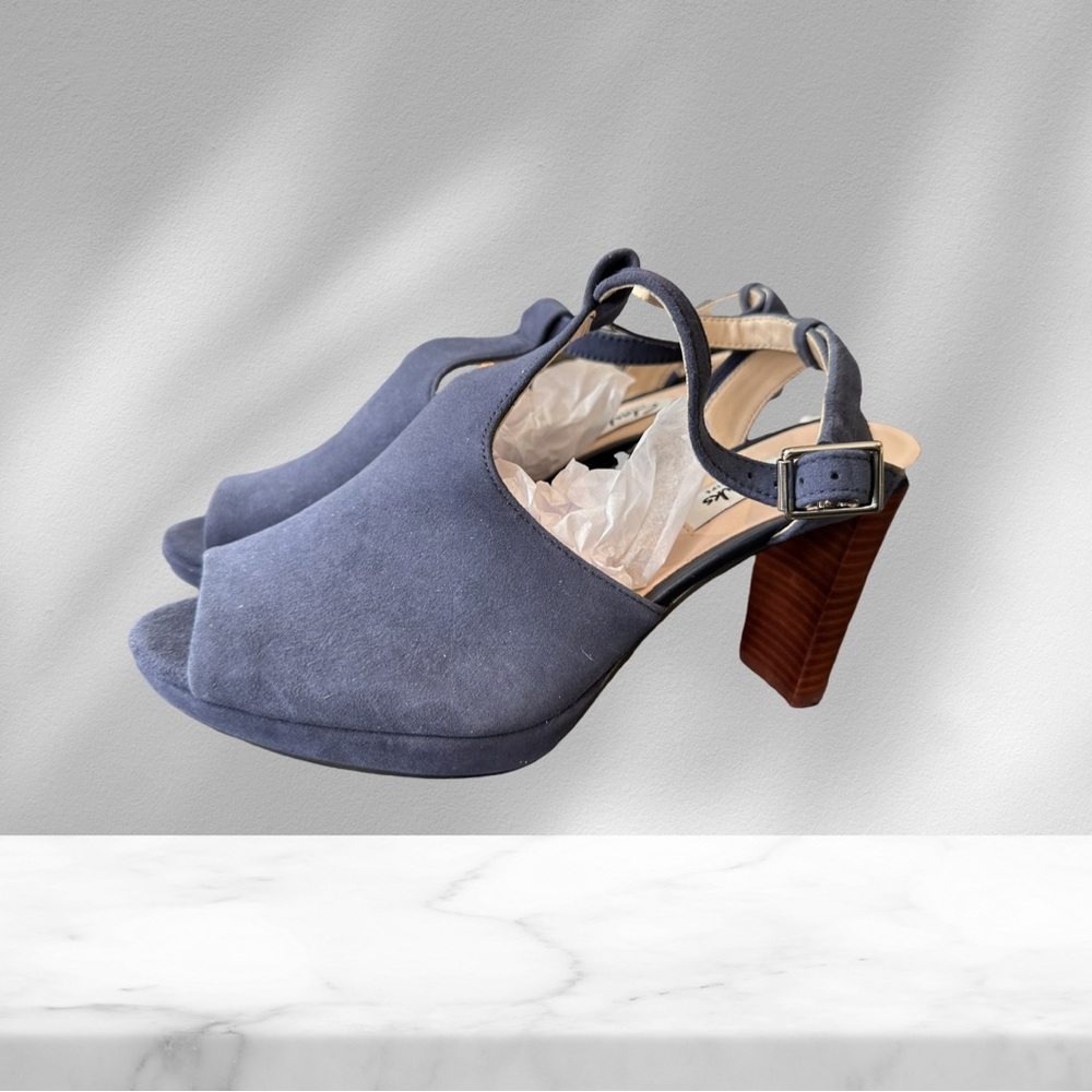 Clarks Kenra Navy Blue Suede open Toe Sandals size 8m new